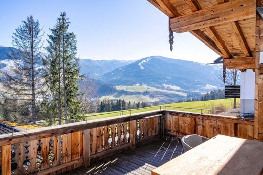 Casa di lusso a Leogang, Politischer Bezirk Zell am See