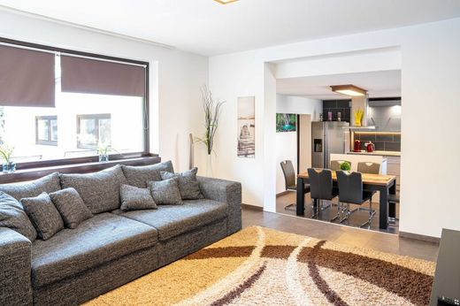 Apartment / Etagenwohnung in Saalfelden am Steinernen Meer, Politischer Bezirk Zell am See