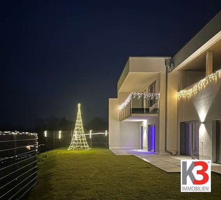 Krumpendorf, Politischer Bezirk Klagenfurt Landの高級住宅