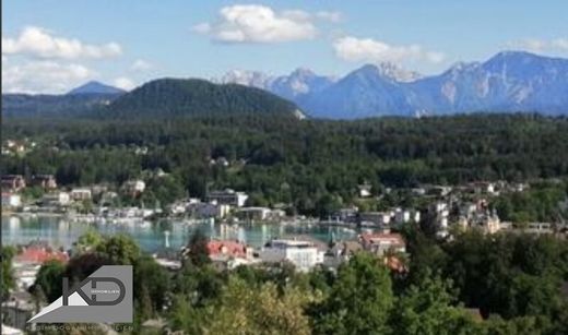 ‏קרקע ב  Velden am Wörthersee, Politischer Bezirk Villach Land