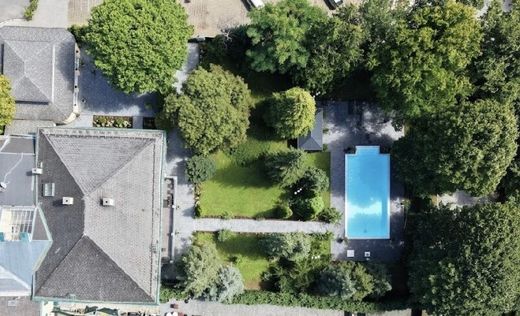 Villa in Baden bei Wien, Politischer Bezirk Baden