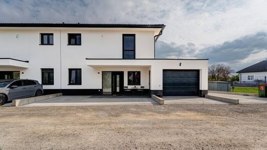 Casa de lujo en Weikendorf, Politischer Bezirk Gänserndorf