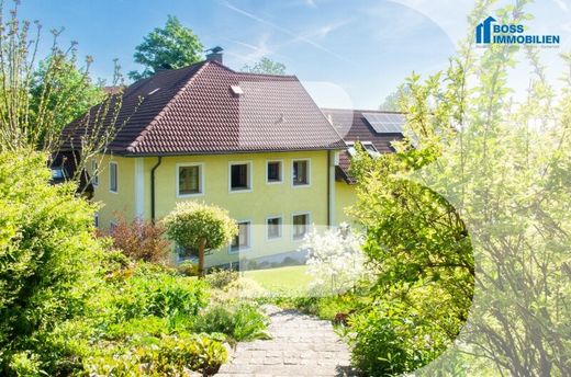 Luxury home for sale in Hartkirchen
