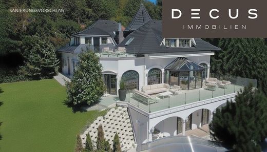 Villa a Gießhübl, Politischer Bezirk Mödling