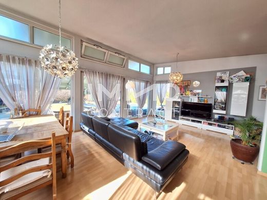 Lüks ev Raasdorf, Politischer Bezirk Gänserndorf