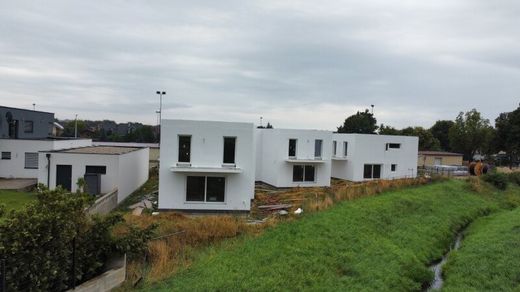 Lüks ev Groß-Schweinbarth, Politischer Bezirk Gänserndorf