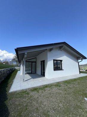 Apartment in Mutters, Politischer Bezirk Innsbruck Land