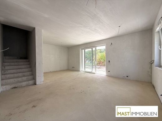 Элитный дом, Tribuswinkel, Politischer Bezirk Baden