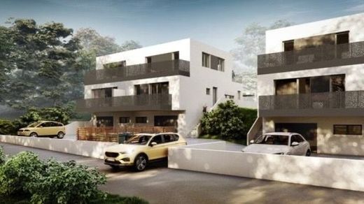 Luxury home in Pressbaum, Politischer Bezirk Sankt Pölten