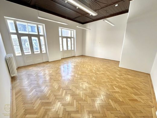 Офис, Санкт-Пёльтен, Sankt Pölten Stadt