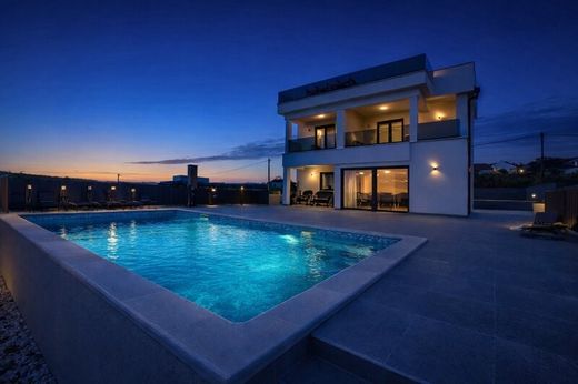 Villa en Tinj, Benkovac