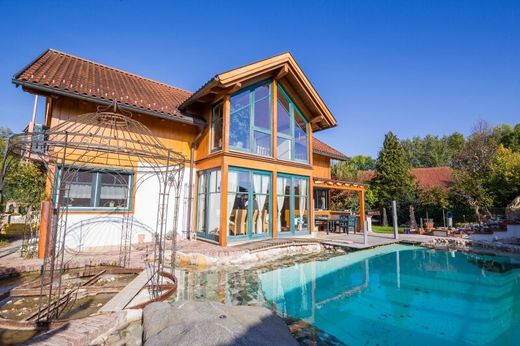 Luxury home in Kropfing, Wels-Land