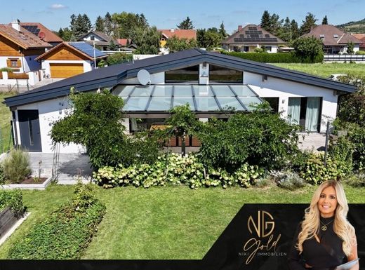 Luxury home in Stockerau, Politischer Bezirk Korneuburg