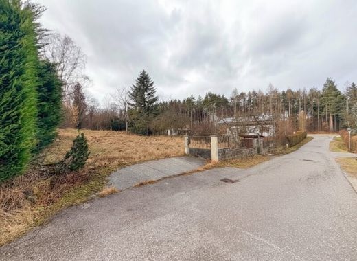 Teren w Pressbaum, Politischer Bezirk Sankt Pölten