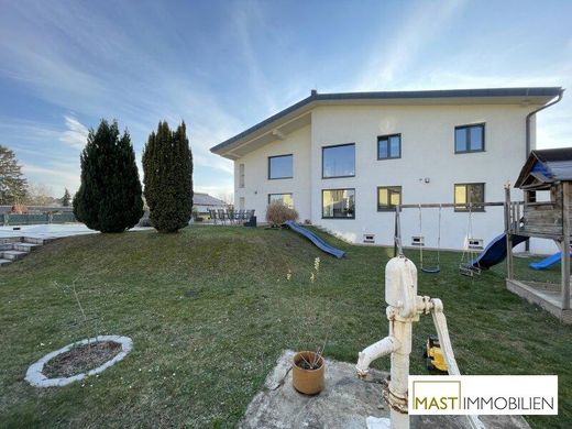 Casa di lusso a Strasshof an der Nordbahn, Politischer Bezirk Gänserndorf