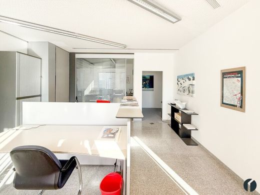 Biuro w Tulln, Politischer Bezirk Tulln