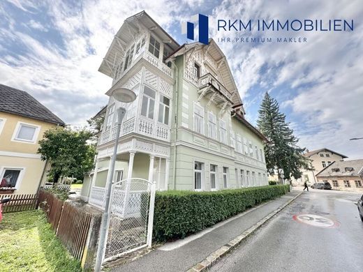 Villa in Pressbaum, Politischer Bezirk Sankt Pölten