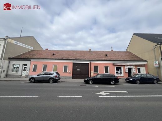 Terreno - Fischamend Dorf, Politischer Bezirk Bruck an der Leitha