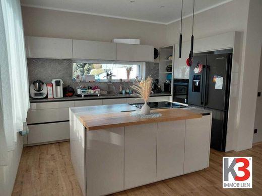 Luxury home in Köttmannsdorf, Politischer Bezirk Klagenfurt Land