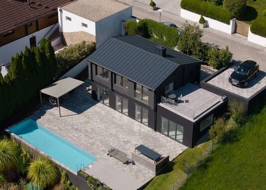 Luxus-Haus zu verkaufen in Kirchbach