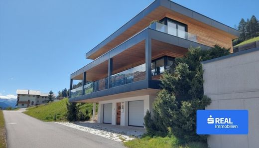 Casa de luxo - Assling, Politischer Bezirk Lienz