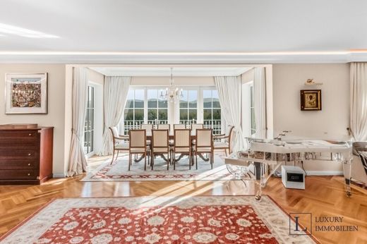 Willa w Klosterneuburg, Politischer Bezirk Tulln