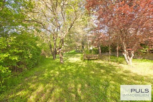 Land for sale in Brunn am Gebirge