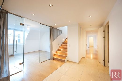 ﺷﻘﺔ ﻓﻲ فيينا, Wien Stadt