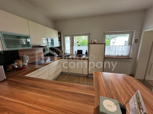 Luxury home in Groß-Enzersdorf, Politischer Bezirk Gänserndorf