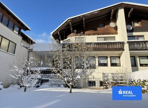 호화 저택 / Nußdorf, Politischer Bezirk Lienz