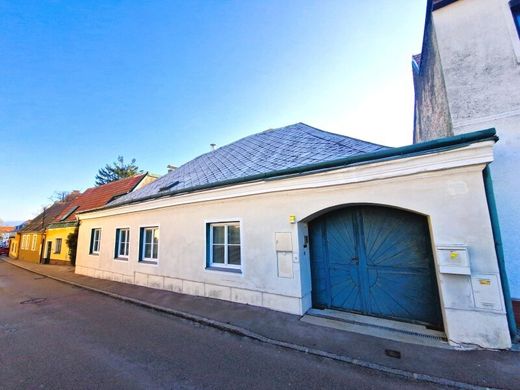 Luxury home in Klosterneuburg, Politischer Bezirk Tulln