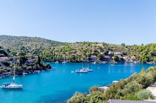 Πολυτελή κατοικία σε Bobovišća na Moru, Split-Dalmatia