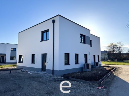 Maison de luxe à Laakirchen, Politischer Bezirk Gmunden