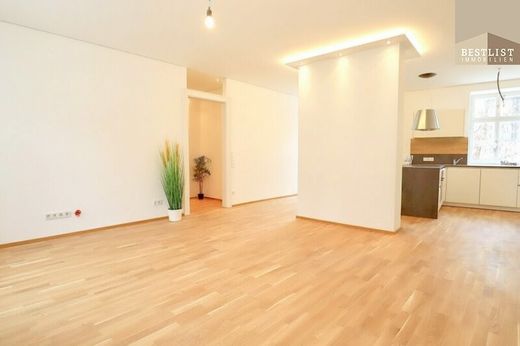 Apartment / Etagenwohnung in Baden, Politischer Bezirk Baden