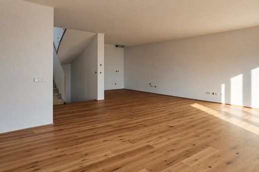Luksusowy dom w Kierling, Politischer Bezirk Tulln