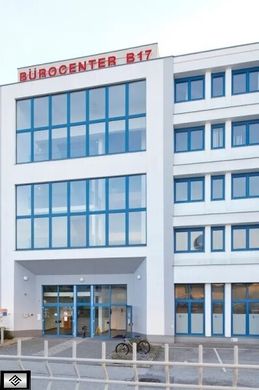 Büro in Wiener Neudorf, Politischer Bezirk Mödling
