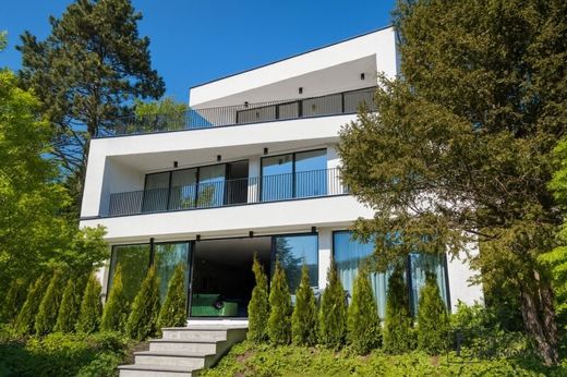 Luxury home in Klosterneuburg, Politischer Bezirk Tulln