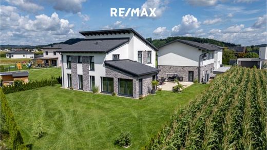 Villa in Regau, Politischer Bezirk Kirchdorf an der Krems