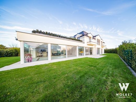 Luxury home in Oberwaltersdorf, Politischer Bezirk Baden