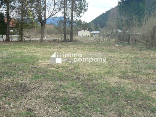 ‏קרקע ב  Neuberg an der Mürz, Politischer Bezirk Bruck-Mürzzuschlag