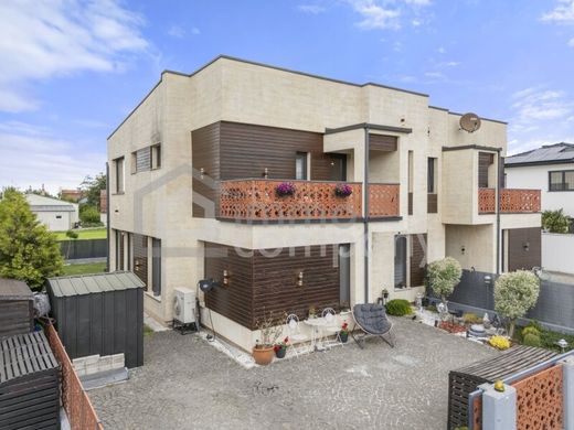 Casa de lujo en Mannersdorf am Leithagebirge, Politischer Bezirk Bruck an der Leitha