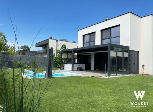 Casa di lusso a Strasshof an der Nordbahn, Politischer Bezirk Gänserndorf