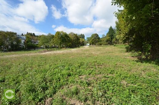 Land in Hinterbrühl, Politischer Bezirk Mödling