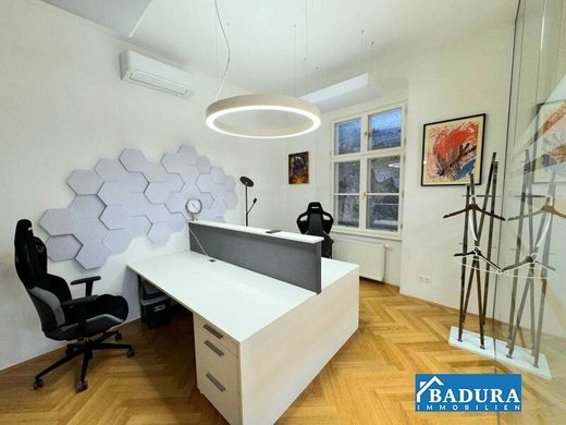 Büro zu mieten in Baden