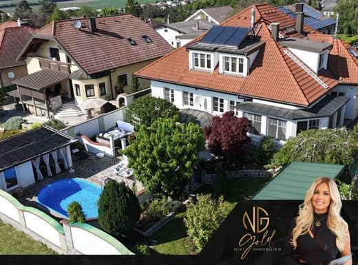 Luxury home in Hof am Leithaberge, Politischer Bezirk Bruck an der Leitha