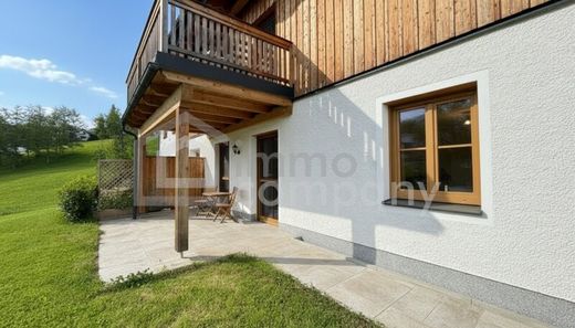 Apartment in Nussdorf am Attersee, Politischer Bezirk Vöcklabruck