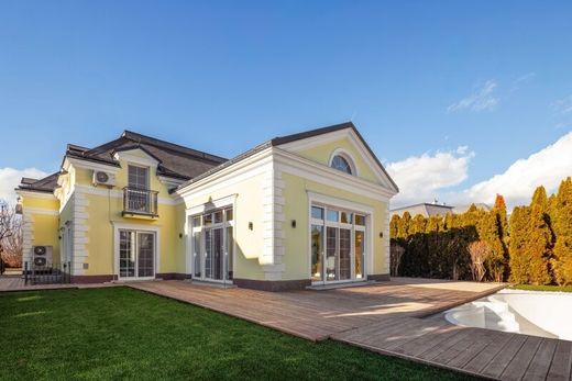 Villa Oberwaltersdorf, Politischer Bezirk Baden