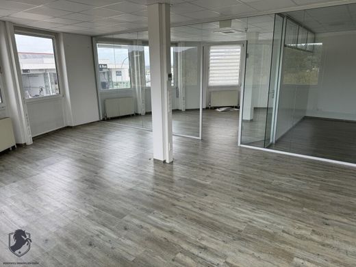 Büro in Amstetten, Politischer Bezirk Amstetten