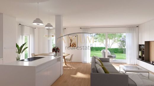 Luxury home in Felixdorf, Politischer Bezirk Wiener Neustadt