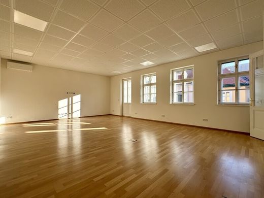 Ufficio a Baden, Politischer Bezirk Baden